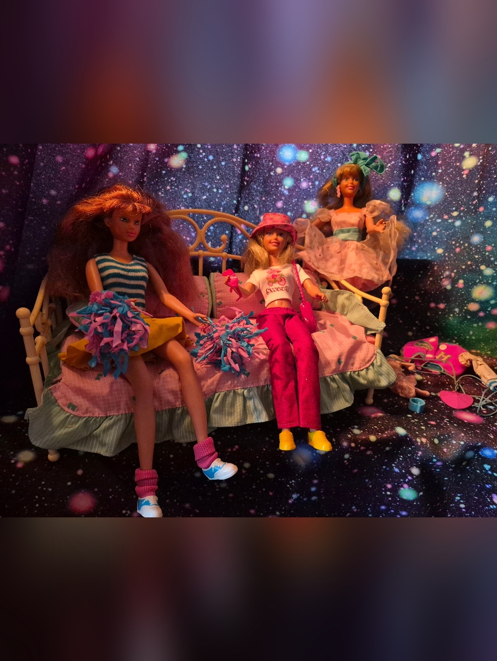 Vintage Maxie Doll Lot 🛏️✨ – Bed, Locker, Dolls & Accessories